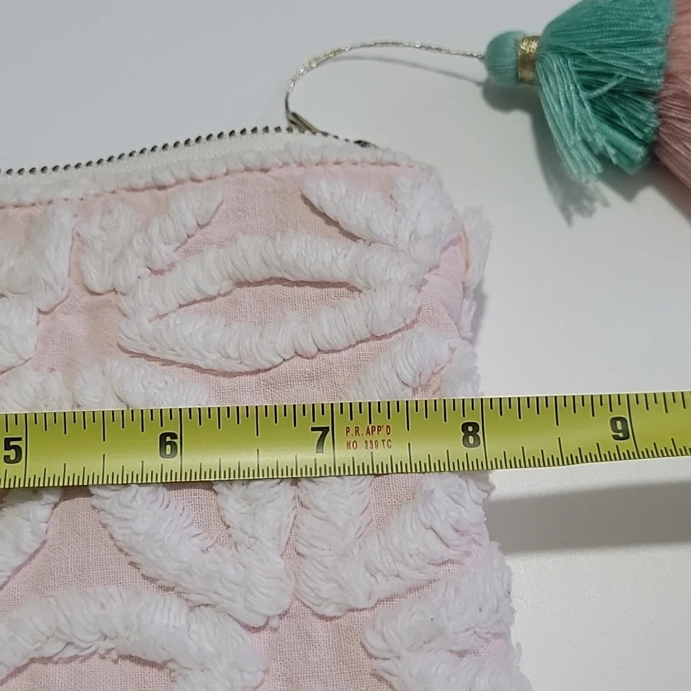Baggageand Co Essential Oil Pink Pouch With Tassel